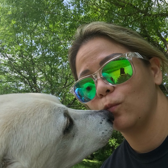 Meet your Posher, Gia - Picture 4 of 8